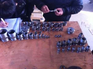 Aliatge K 500  Monel K 500  Forjat de sòcol filetat de colze i capçal Acoblament creuat